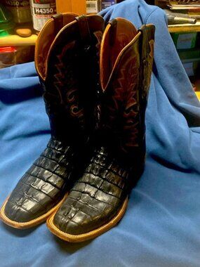 Lucchese Caiman Tail Boots